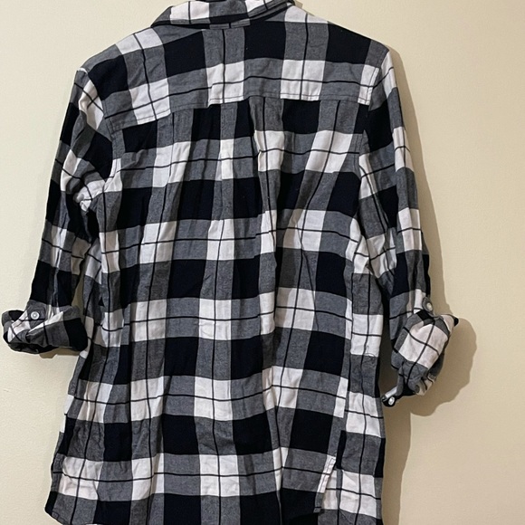 Shirt - Picture 2 of 3